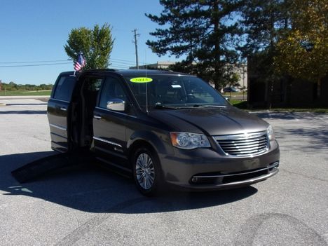Used Wheelchair Van For Sale: 2015 Chrysler Town & Country Touring-L Wheelchair Accessible Van For Sale with a BraunAbility Braun Entervan on it. VIN: 2C4RC1CG2FR534872