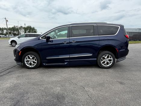 Used Wheelchair Van For Sale: 2020 Chrysler Pacifica Touring L Plus Wheelchair Accessible Van For Sale with a BraunAbility Braun XI on it. VIN: 2C4RC1EG7LR107583