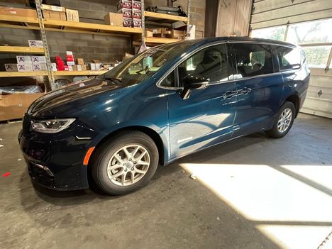Used Wheelchair Van For Sale: 2024 Chrysler Pacifica Touring Wheelchair Accessible Van For Sale with a Driverge Driverge Patriot on it. VIN: 2C4RC1FG0RR180379