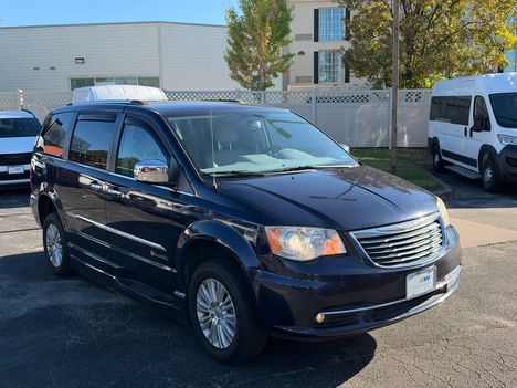 Used Wheelchair Van For Sale: 2013 Chrysler Town & Country Limited Wheelchair Accessible Van For Sale with a BraunAbility Braun XT on it. VIN: 2C4RC1GG7DR732239