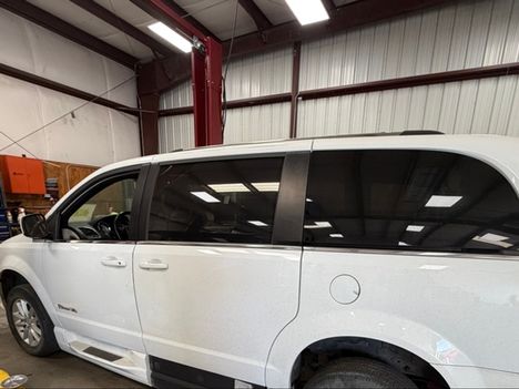 Used Wheelchair Van For Sale: 2019 Dodge Grand Caravan SXT Wheelchair Accessible Van For Sale with a BraunAbility Braun XI on it. VIN: 2C4RDGCG0KR511553