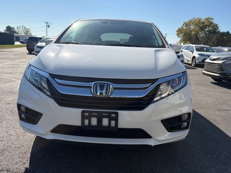 Used Wheelchair Van For Sale: 2019 Honda Odyssey EX-L Wheelchair Accessible Van For Sale with a BraunAbility Braun XI on it. VIN: 5FNRL6H71KB071487