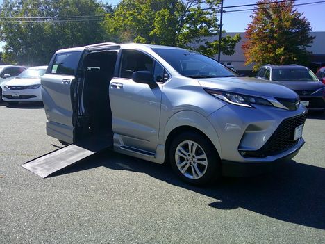 Used Wheelchair Van For Sale: 2022 Toyota Sienna AWD XSE Wheelchair Accessible Van For Sale with a Vantage Mobility VMI Northstar on it. VIN: 5TDDSKFC1NS045624