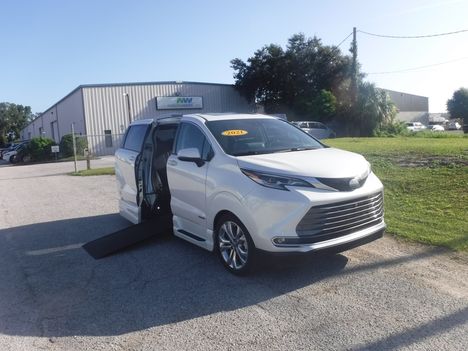 Used Wheelchair Van For Sale: 2021 Toyota Sienna FWD Platinum Wheelchair Accessible Van For Sale with a Vantage Mobility VMI Northstar on it. VIN: 5TDERKEC3MS031112