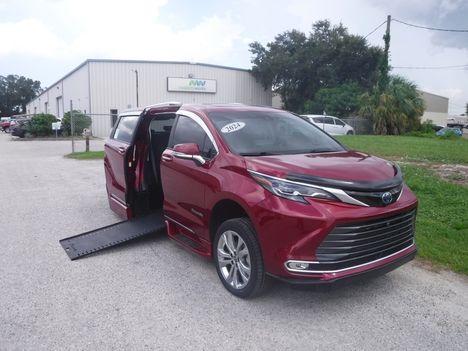 Used Wheelchair Van For Sale: 2024 Toyota Sienna FWD Platinum Wheelchair Accessible Van For Sale with a BraunAbility Braun XI on it. VIN: 5TDERKEC7RS190027