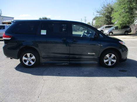 Used Wheelchair Van For Sale: 2011 Toyota Sienna LE Wheelchair Accessible Van For Sale with a BraunAbility Braun XT on it. VIN: 5TDKK3DC8BS025009
