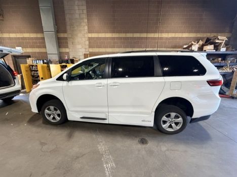 Used Wheelchair Van For Sale: 2019 Toyota Sienna LE Wheelchair Accessible Van For Sale with a Vantage Mobility VMI Northstar on it. VIN: 5TDKZ3DC4KS015833