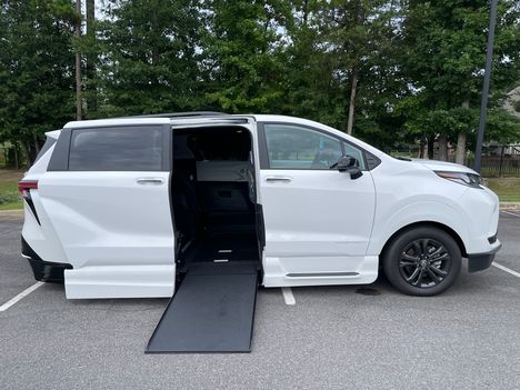 New Wheelchair Van For Sale: 2026 Toyota Sienna AWD XSE Wheelchair Accessible Van For Sale with a Vantage Mobility VMI Northstar AWD on it. VIN: 5TDXSKFC0TS243301