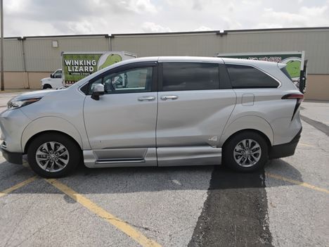 Used Wheelchair Van For Sale: 2021 Toyota Sienna XLE AWD Wheelchair Accessible Van For Sale with a Vantage Mobility VMI Northstar AWD on it. VIN: 5TDYSKFC0MS023839