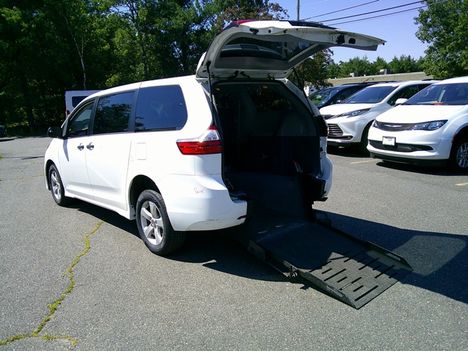 Used Wheelchair Van For Sale: 2019 Toyota Sienna L Wheelchair Accessible Van For Sale with a Other Rear Entry on it. VIN: 5TDZZ3DC5KS979744