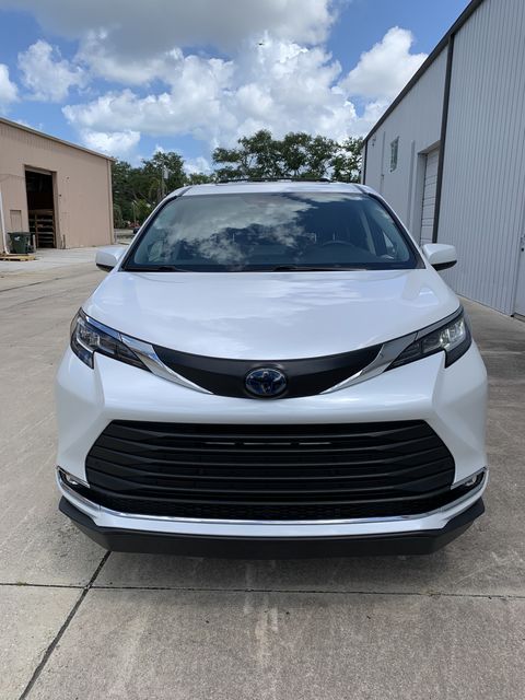 Used Wheelchair Van For Sale: 2023 Toyota Sienna XLE Plus Wheelchair Accessible Van For Sale with a BraunAbility - Toyota Rampvan XT on it. VIN: 5TDJRKEC1PS167158