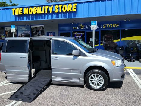 Used Wheelchair Van For Sale: 2014 Dodge Grand Caravan SXT Wheelchair Accessible Van For Sale with a BraunAbility Dodge Entervan XT on it. VIN: 2C4RDGCG6ER392105