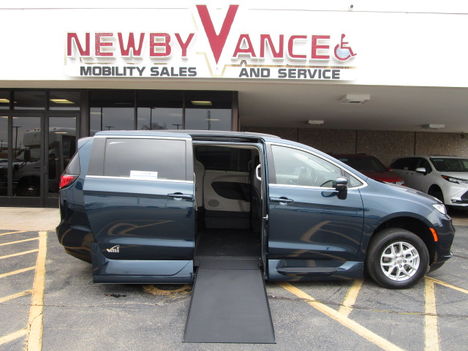 New Wheelchair Van For Sale: 2022 Chrysler Pacifica Touring-L Wheelchair Accessible Van For Sale with a  on it. VIN: 2C4RC1BG6NR173193