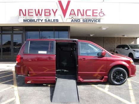 Used Wheelchair Van For Sale: 2019 Dodge Grand Caravan GT Wheelchair Accessible Van For Sale with a  on it. VIN: 2C4RDGEG2KR739633