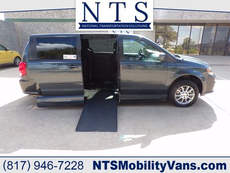 Used Wheelchair Van For Sale: 2013 Dodge Grand Caravan R/T Wheelchair Accessible Van For Sale with a  on it. VIN: 2C4RDGEG2DR606308