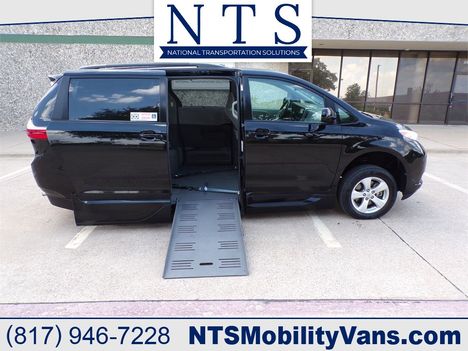 Used Wheelchair Van For Sale: 2017 Toyota Sienna LE Wheelchair Accessible Van For Sale with a  on it. VIN: 5TDKZ3DC0HS811696