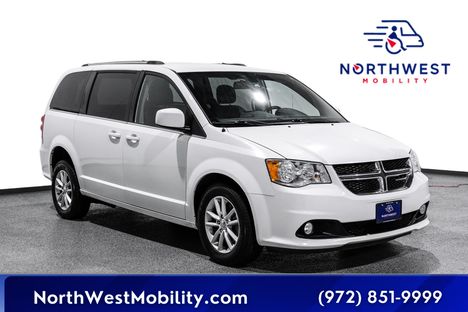 Used Wheelchair Van For Sale: 2019 Dodge Grand Caravan SXT Wheelchair Accessible Van For Sale with a  on it. VIN: 2C4RDGCG4KR770742