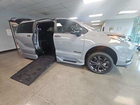 New Wheelchair Van For Sale: 2025 Toyota Sienna XSE Wheelchair Accessible Van For Sale with a  on it. VIN: 5TDDRKEC7SS262863