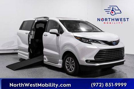 New Wheelchair Van For Sale: 2025 Toyota Sienna XLE Wheelchair Accessible Van For Sale with a  on it. VIN: 5TDJRKEC1SS262523