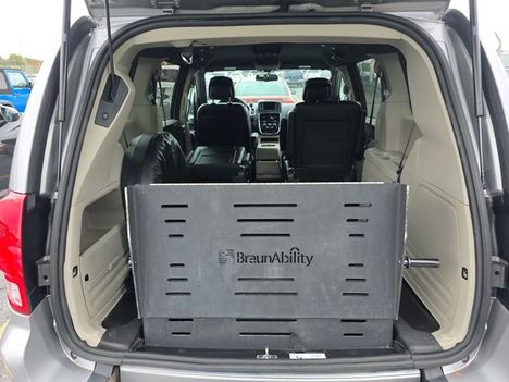 New Wheelchair Van For Sale: 2017 Dodge Grand Caravan SXT handicap wheelchair rear entry Wheelchair Accessible Van For Sale with a  on it. VIN: 2C4RDGCG5HR666558