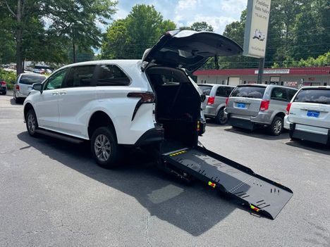 New Wheelchair Van For Sale: 2025 Toyota Sienna handicap wheelchair rear entry new conve Wheelchair Accessible Van For Sale with a  on it. VIN: 5TDKRKEC7SS272901