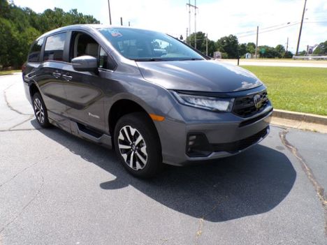 New Wheelchair Van For Sale: 2026 Honda Odyssey New Wheelchair Conversion - BraunAbility Wheelchair Accessible Van For Sale with a  on it. VIN: 5FNRL6H68TB038043