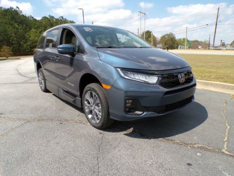 New Wheelchair Van For Sale: 2026 Honda Odyssey New Wheelchair Conversion - BraunAbility Wheelchair Accessible Van For Sale with a  on it. VIN: 5FNRL6H82TB014323