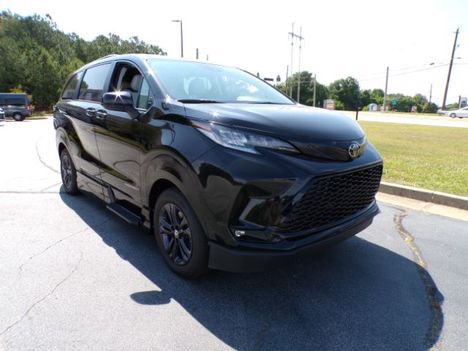 New Wheelchair Van For Sale: 2026 Toyota Sienna New Wheelchair Conversion - VMI Northsta Wheelchair Accessible Van For Sale with a  on it. VIN: 5TDXSKFC7TS231520