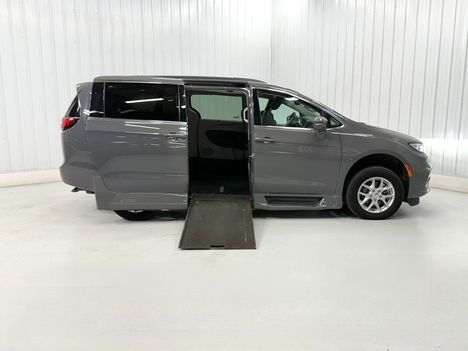 Used Wheelchair Van For Sale: 2022 Chrysler Pacifica TOURING L Wheelchair Accessible Van For Sale with a Rollx 12.5 Inch Drop Floor Conversion with In-the-floor Ramp on it. VIN: 401790A