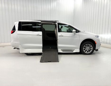 Used Wheelchair Van For Sale: 2021 Chrysler Pacifica TOURING L Wheelchair Accessible Van For Sale with a Rollx 12.5 Inch Drop Floor Conversion with In-the-floor Ramp on it. VIN: 401945A