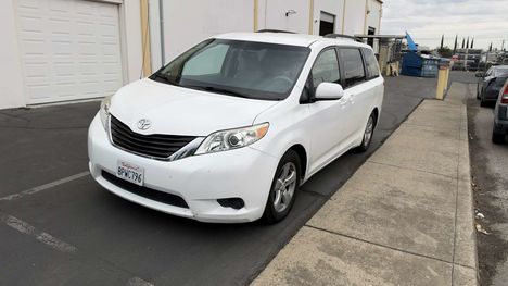 Used Wheelchair Van For Sale: 2014 Toyota Sienna LE  Mobility Wheelchair Accessible Van For Sale with a  on it. VIN: 5TDKK3DCXES446525