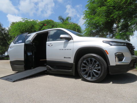 Used Wheelchair Van For Sale: 2022 Chevrolet Traverse 2LT RS Wheelchair Accessible Van For Sale with a BraunAbility - Chevrolet Traverse - Wheelchair SUV on it. VIN: 1GNERJKW0NJ111871