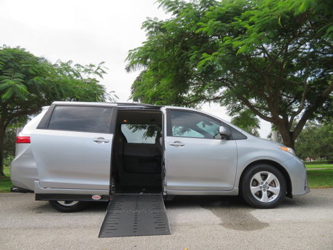 Used Wheelchair Van For Sale: 2018 Toyota Sienna LE 7-Passenger Mobility Wheelchair Accessible Van For Sale with a Adaptive Mobility Systems - Side Entry Toyota Sienna on it. VIN: 5TDKZ3DC7JS909095