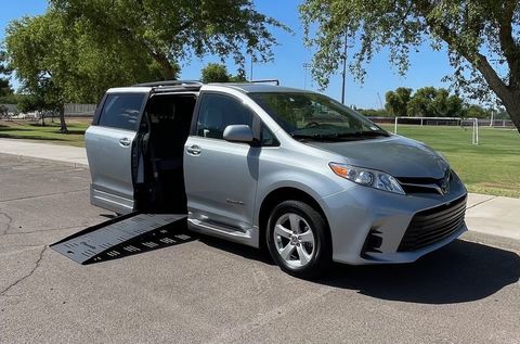 Used Wheelchair Van For Sale: 2020 Toyota Sienna LE 7-Passenger Mobility Wheelchair Accessible Van For Sale with a BraunAbility - Toyota Rampvan XL on it. VIN: 5TDKZ3DC1LS084321