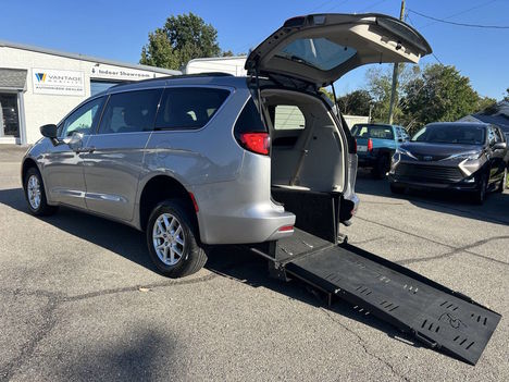 Used Wheelchair Van For Sale: 2021 Chrysler Voyager LXi 4dr Mini Van Wheelchair Accessible Van For Sale with a  on it. VIN: 2C4RC1DG2MR537735