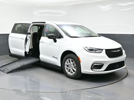 Used Wheelchair Van For Sale: 2024 Chrysler Pacifica Touring L Wheelchair Accessible Van For Sale with a BraunAbility Companion Manual on it. VIN: 2C4RC1BG0RR118924