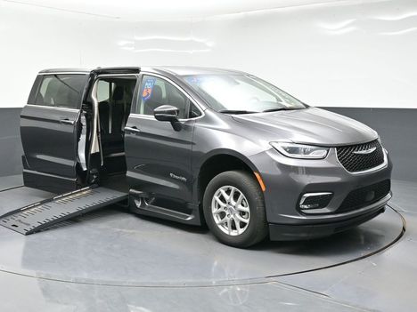 Used Wheelchair Van For Sale: 2023 Chrysler Pacifica Touring L Wheelchair Accessible Van For Sale with a BraunAbility XT on it. VIN: 2C4RC1BG5PR585995