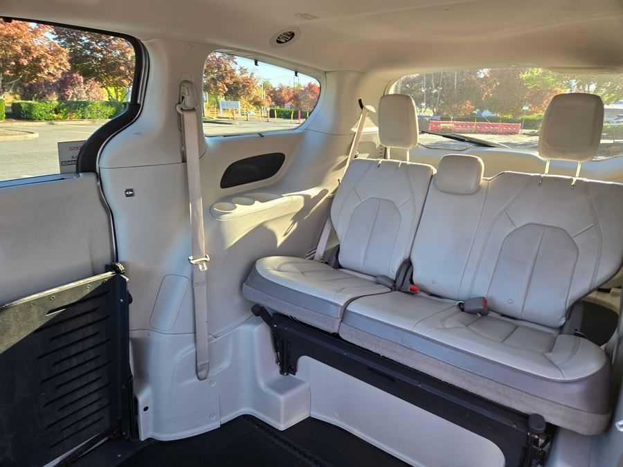 Used Wheelchair Van For Sale: 2019 Chrysler Pacifica Touring L Wheelchair Accessible Van For Sale with a BraunAbility XT on it. VIN: 2C4RC1BG6KR626739