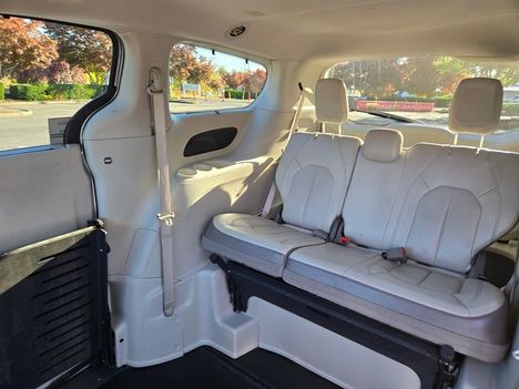 Used Wheelchair Van For Sale: 2019 Chrysler Pacifica Touring L Wheelchair Accessible Van For Sale with a BraunAbility XT on it. VIN: 2C4RC1BG6KR626739