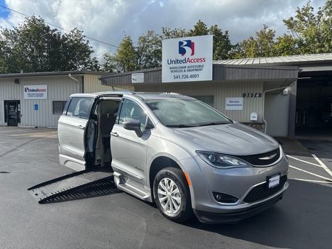 Used Wheelchair Van For Sale: 2018 Chrysler Pacifica Touring L Wheelchair Accessible Van For Sale with a BraunAbility XT on it. VIN: 2C4RC1BG9JR305681