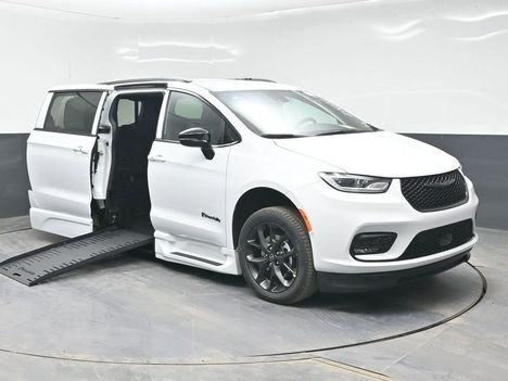New Wheelchair Van For Sale: 2026 Chrysler Pacifica Select Sport Wheelchair Accessible Van For Sale with a BraunAbility XT on it. VIN: 2C4RC1BG9TR221699