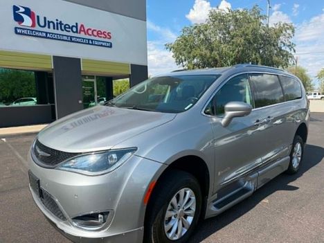 Used Wheelchair Van For Sale: 2018 Chrysler Pacifica Touring L Plus Wheelchair Accessible Van For Sale with a BraunAbility XI on it. VIN: 2C4RC1EG9JR168155