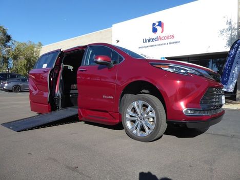 Used Wheelchair Van For Sale: 2024 Toyota Sienna Platinum Wheelchair Accessible Van For Sale with a BraunAbility XI on it. VIN: 5TDERKEC5RS207102