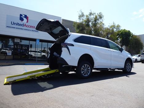 New Wheelchair Van For Sale: 2026 Toyota Sienna LE Wheelchair Accessible Van For Sale with a VMI ADA Rear Entry LONG CUT on it. VIN: 5TDKRKEC2TS338577