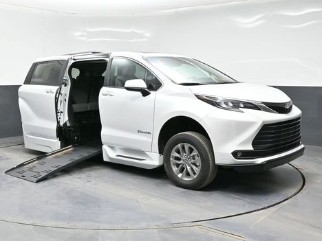 New Wheelchair Van For Sale: 2026 Toyota Sienna XLE Add Wheelchair Accessible Van For Sale with a BraunAbility XT on it. VIN: 5TDYRKEC1TS299202