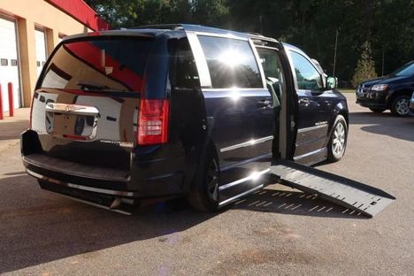 Used Wheelchair Van For Sale: 2010 Chrysler Town & Country Touring Minivan 4D Wheelchair Accessible Van For Sale with a  on it. VIN: 2A4RR5D16AR141329
