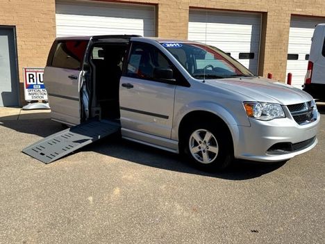 Used Wheelchair Van For Sale: 2011 Dodge Grand Caravan Express Minivan 4D Wheelchair Accessible Van For Sale with a  on it. VIN: 2D4RN4DG3BR632011