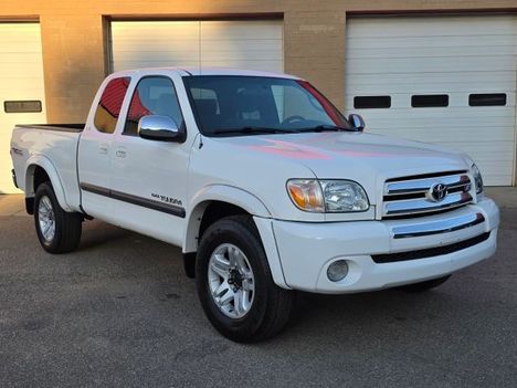 Used Wheelchair Van For Sale: 2006 Toyota Tundra SR5 Pickup 4D 6 1/2 ft Wheelchair Accessible Van For Sale with a  on it. VIN: 5TBBT44196S479785