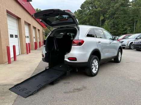 Used Wheelchair Van For Sale: 2019 Kia Sorento LX Sport Utility 4D Wheelchair Accessible Van For Sale with a  on it. VIN: 5XYPG4A32KG435920