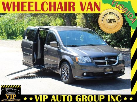 Used Wheelchair Van For Sale: 2017 Dodge Grand Caravan SXT Wheelchair Accessible Van For Sale with a  on it. VIN: 2C4RDGCG5HR625248